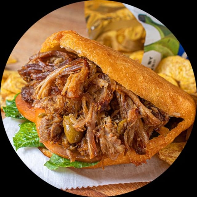 Pernil Arepa.